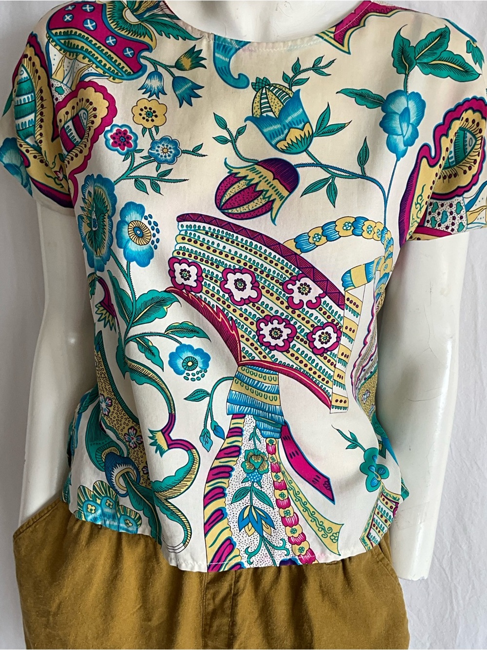 Vintage Bianca 100% Silk Psychedelic Paisley Floral Blouse Made in Canada Size 4